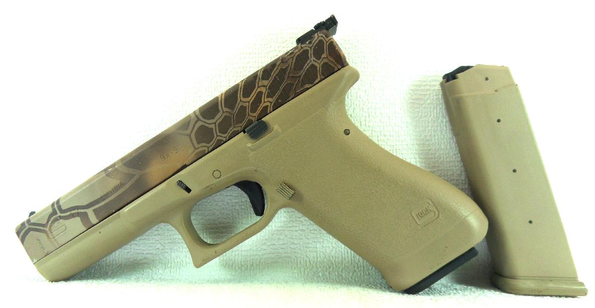 Glock 17 Gen 2 Woestijn Camo  9X19mm / GEBRUIKT &euro; 495,-  ( ALLEEN TE KOOP MET WAPENVERGUNNING )-4292-a